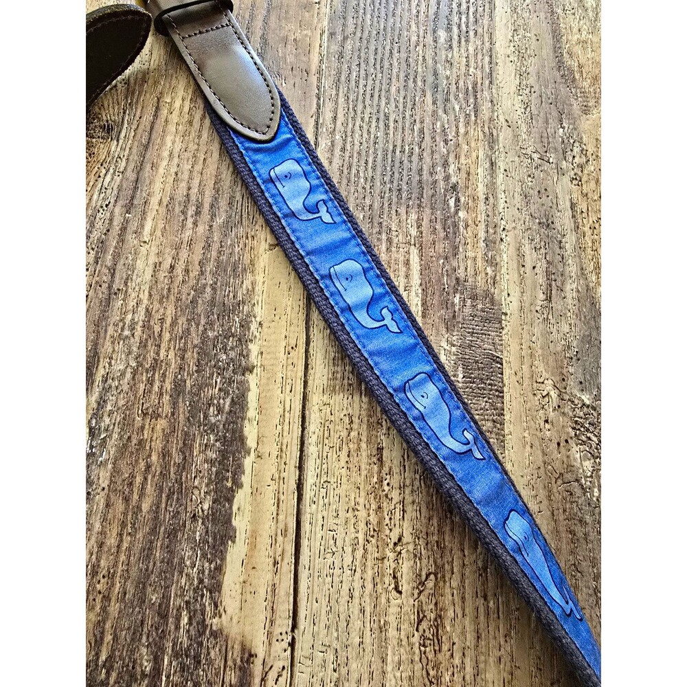 Vineyard Vines Men’s Blue Whale Novelty Canvas/Leather Belt Blue Brown 34 1.25"